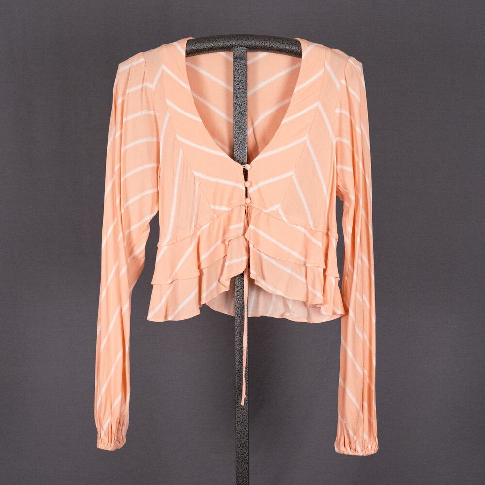 Free People Cropped Milkmaid Top Women's Size SMALL Boho Romantic Ruffled Peach